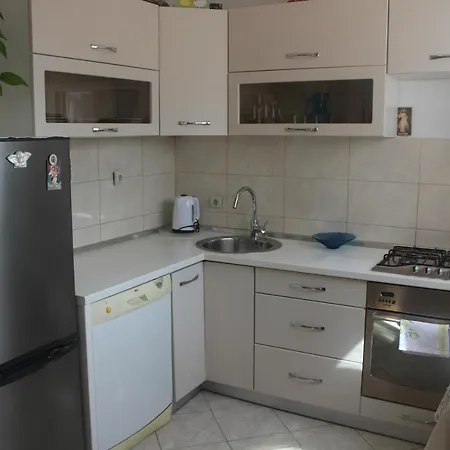Ana Apartment *